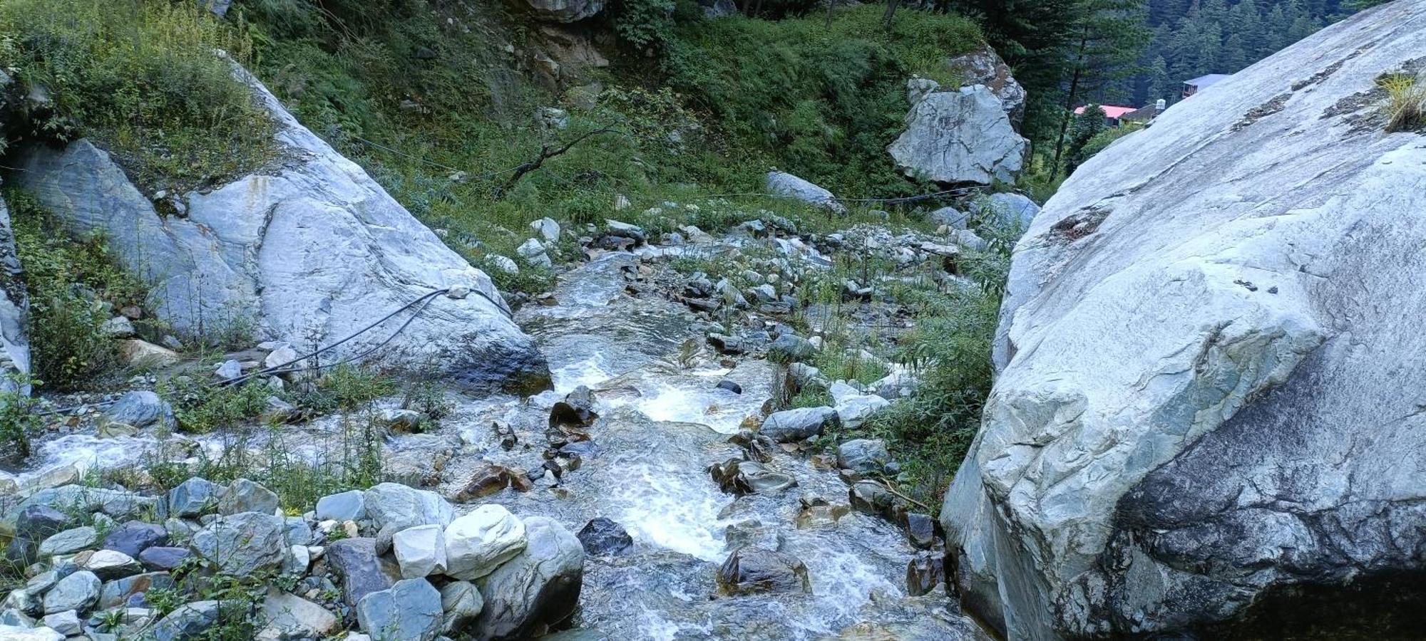 Hotel Dog N Hill Kasol Zewnętrze zdjęcie