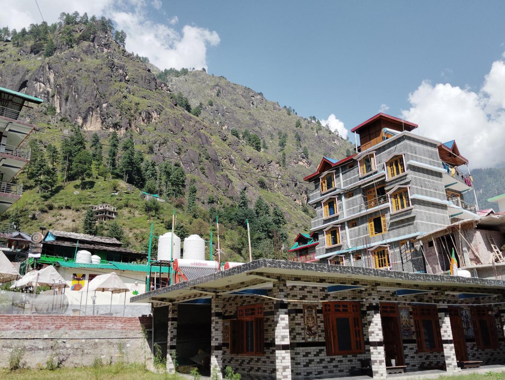 Hotel Dog N Hill Kasol Zewnętrze zdjęcie