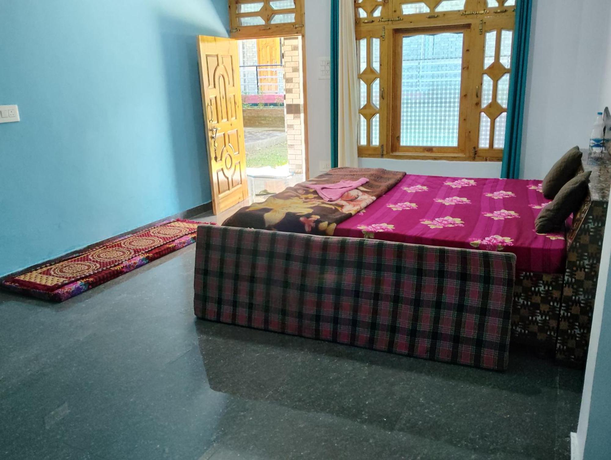 Hotel Dog N Hill Kasol Zewnętrze zdjęcie