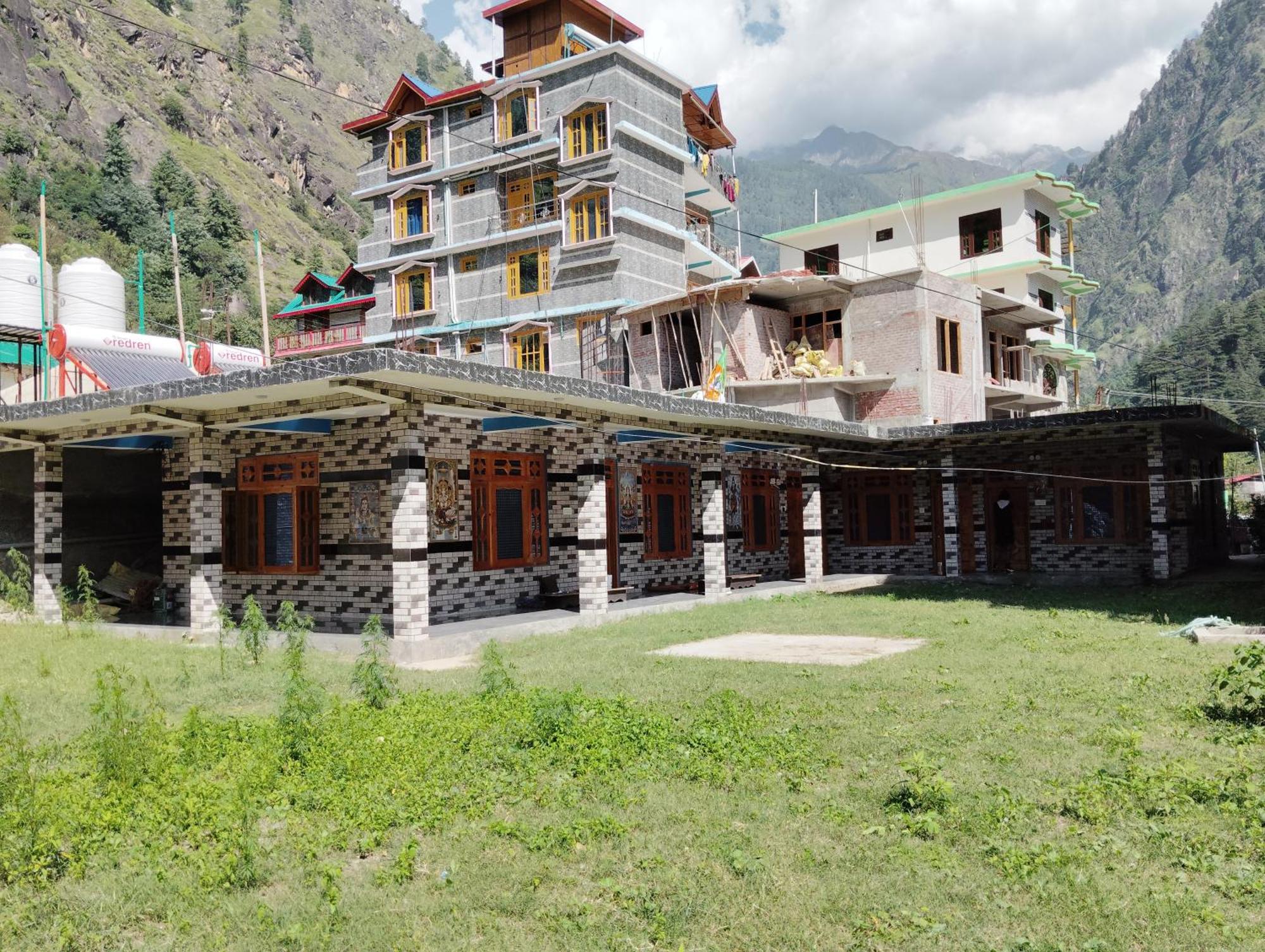 Hotel Dog N Hill Kasol Zewnętrze zdjęcie