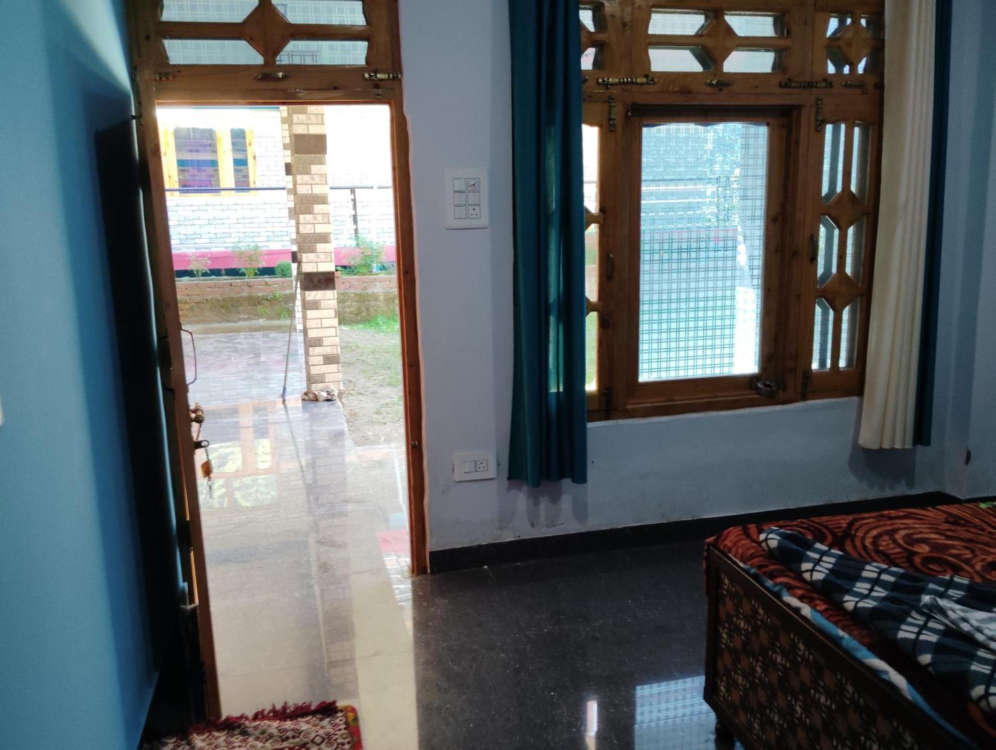Hotel Dog N Hill Kasol Zewnętrze zdjęcie