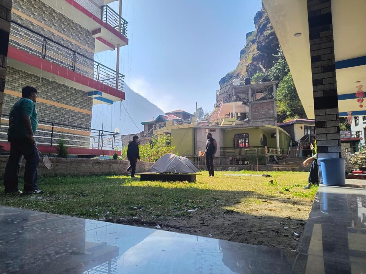 Hotel Dog N Hill Kasol Zewnętrze zdjęcie