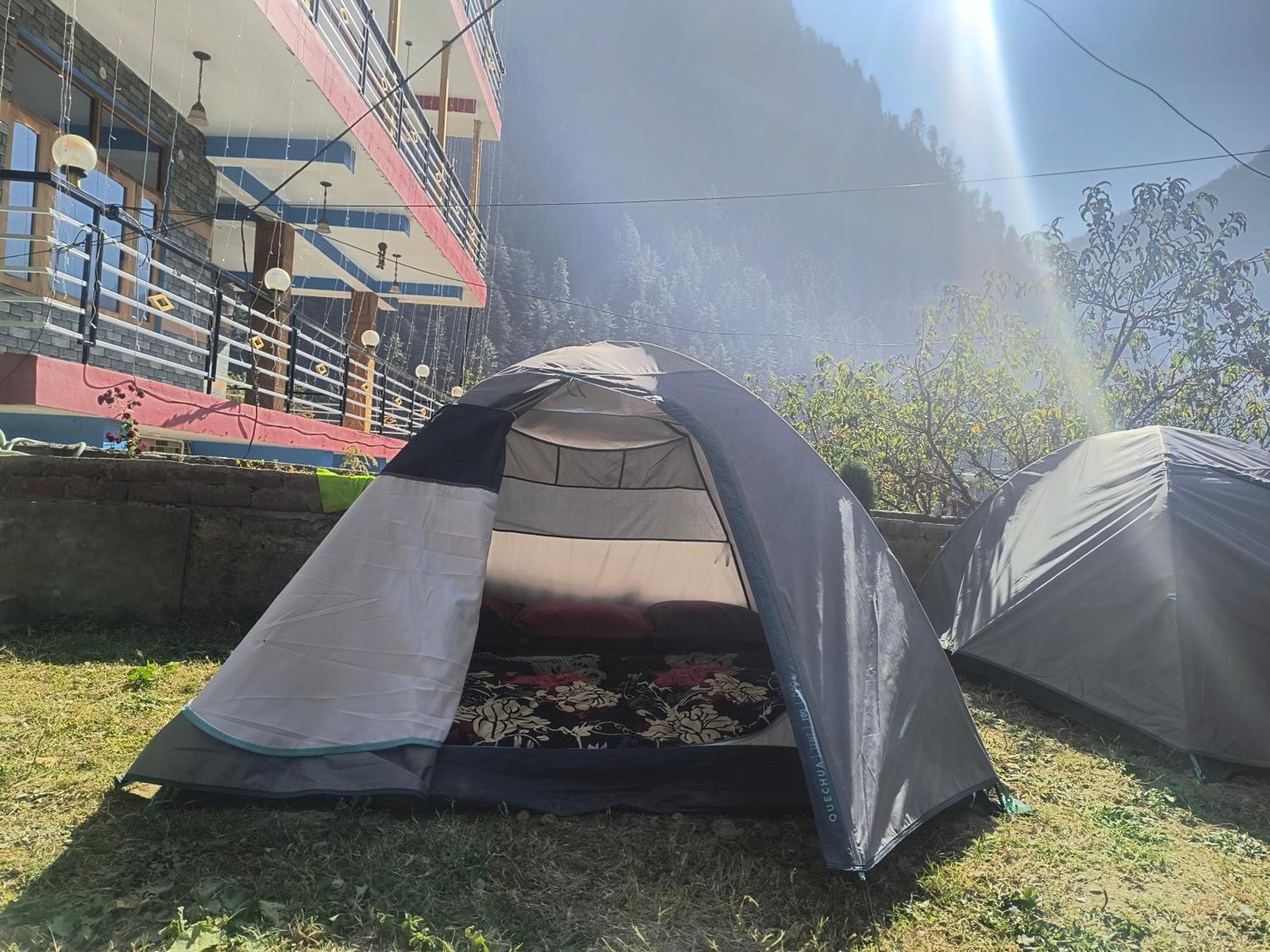 Hotel Dog N Hill Kasol Zewnętrze zdjęcie