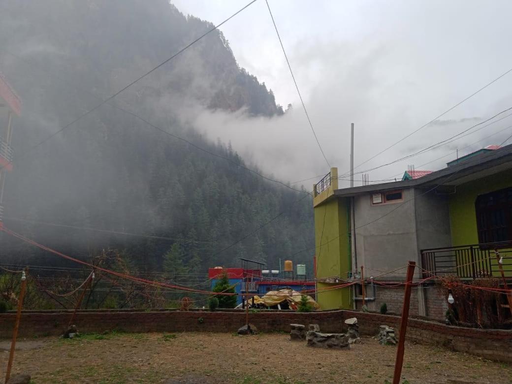 Hotel Dog N Hill Kasol Zewnętrze zdjęcie